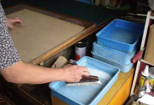 ふすまの水張り